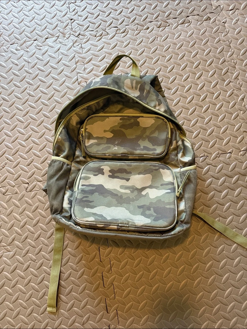 Cat & Jack Camo Backpack - Olive Green & Tan